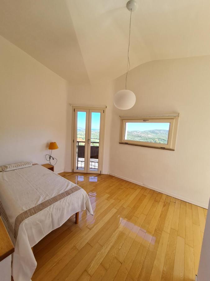 Holiday Homes Porto San Paolo  Luaran gambar